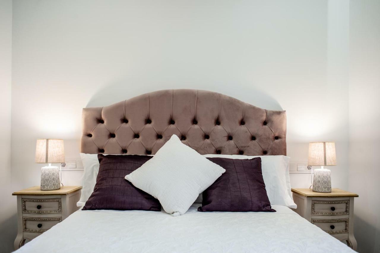 Apartamentos Turisticos Moret 11 - 2B กาเซเรส ภายนอก รูปภาพ